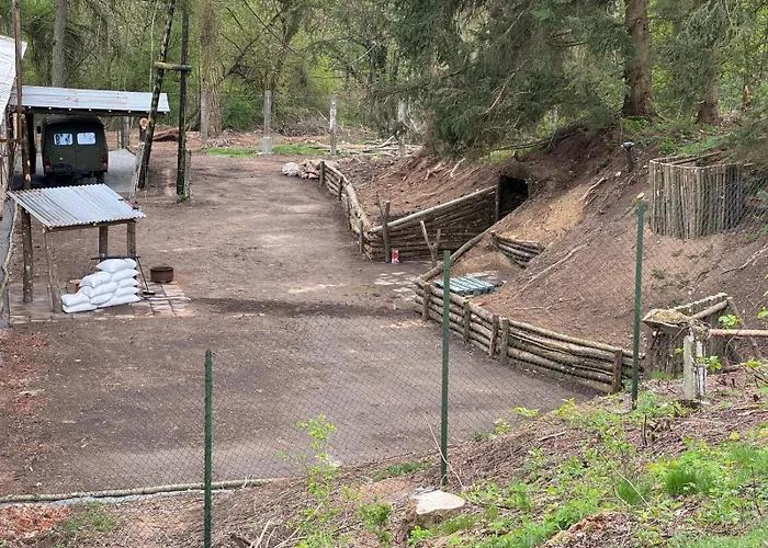 Protiatomový Bunkr Na šternberském Dvoře Camping *